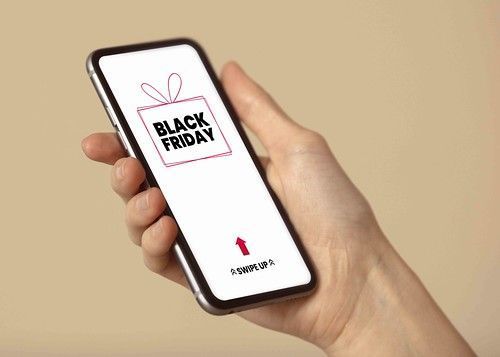 Los españoles nos gastaremos una media de 227 euros en el Black Friday este año