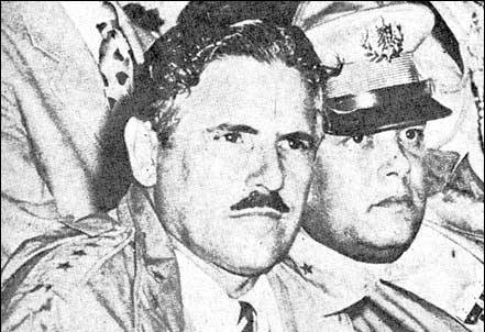 mayor general Genovevo Pérez Dámera con el presidente Carlos Prío.