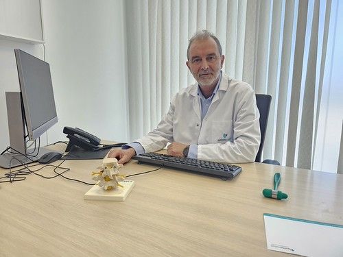 El Hospital Quirónsalud Málaga incorpora la endoscopia de columna a su cartera de servicios El Hospital Quirónsalud Málaga incorpora la endoscopia de columna a su cartera de servicios